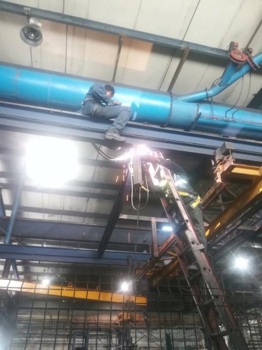 Intervención de soldadura en planta